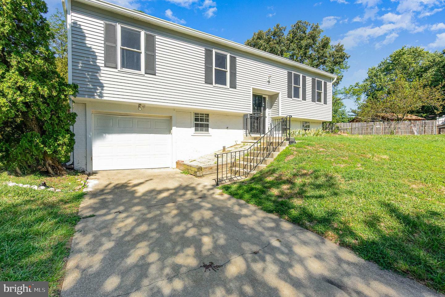 Property Photo: 5003 Silver Court MD 20746