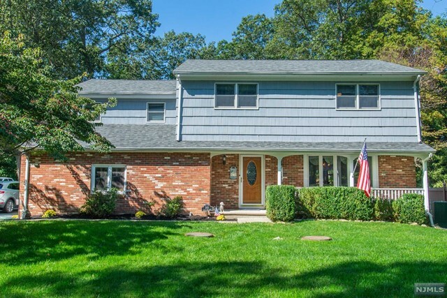 Property Photo:  203 Buena Vista Drive  NJ 07456 