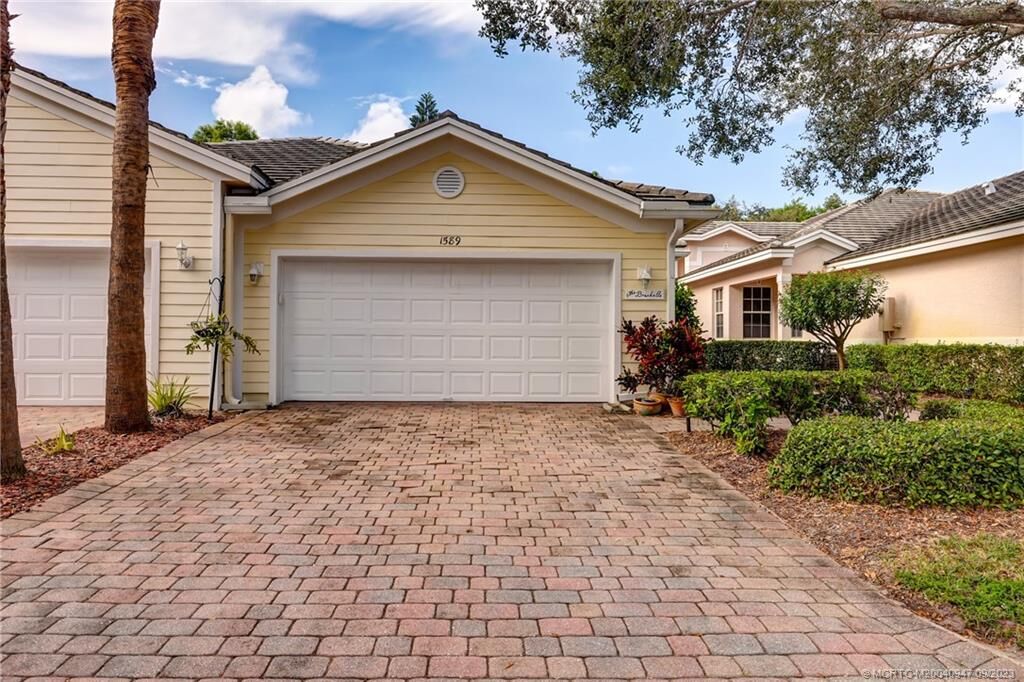 Property Photo:  1589 SE Tidewater Place  FL 34997 