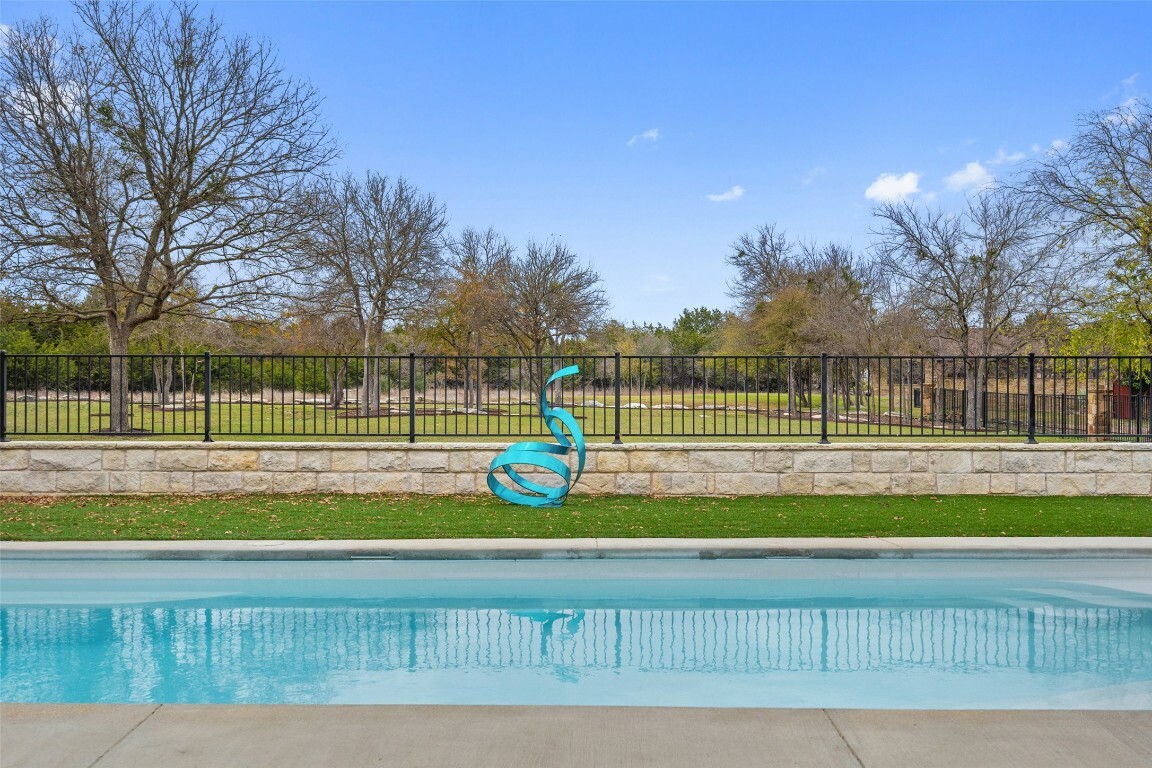 Property Photo:  102 Sunset Ridge  TX 78633 