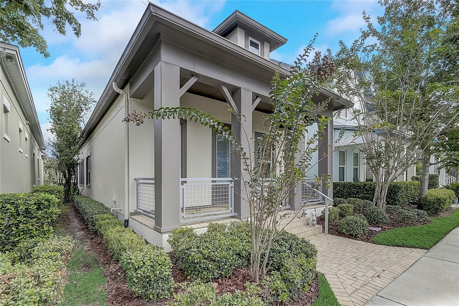 Property Photo:  8147 Laureate Boulevard  FL 32827 