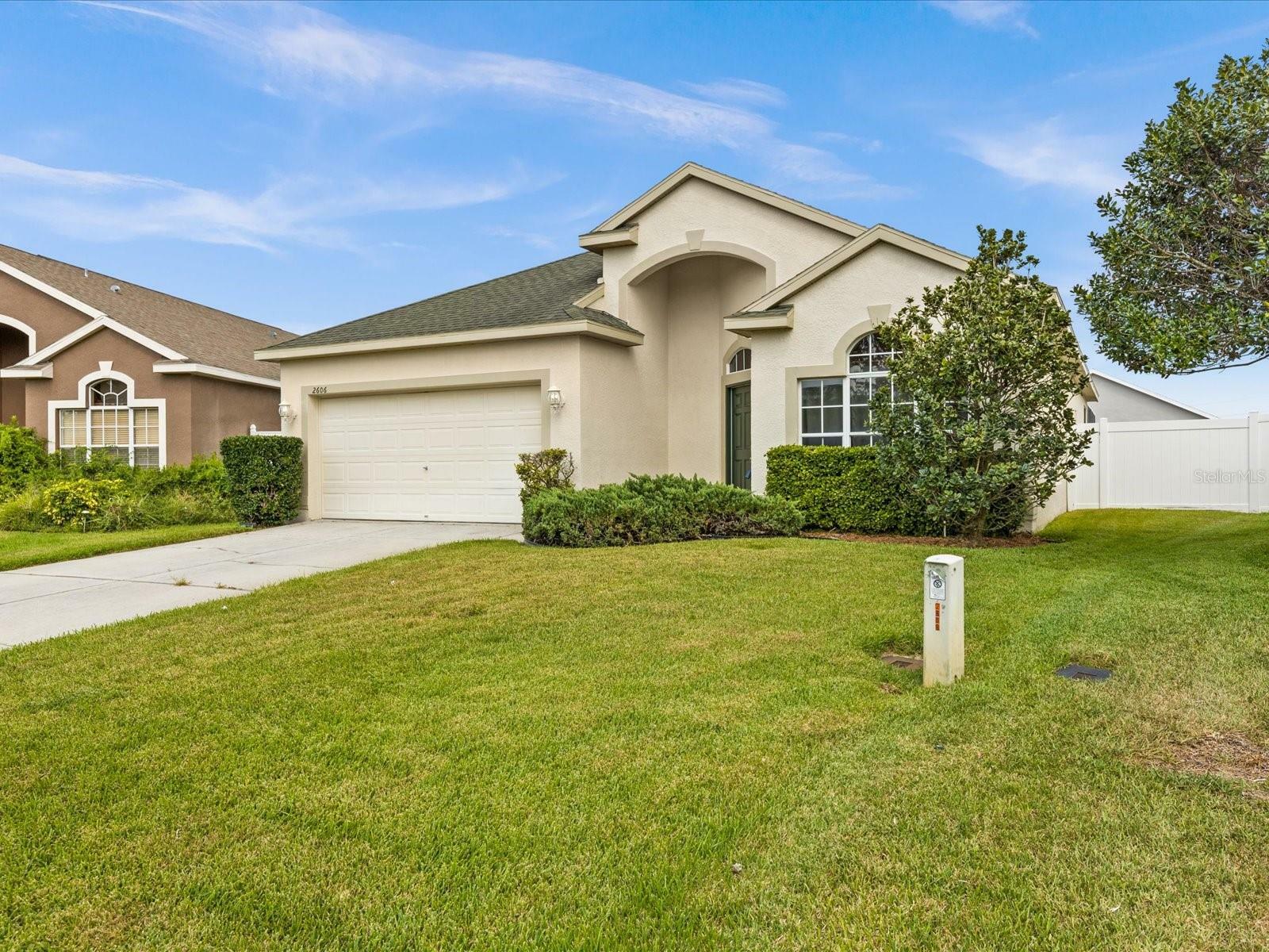 Property Photo:  2606 Arrowpointe Drive  FL 34691 