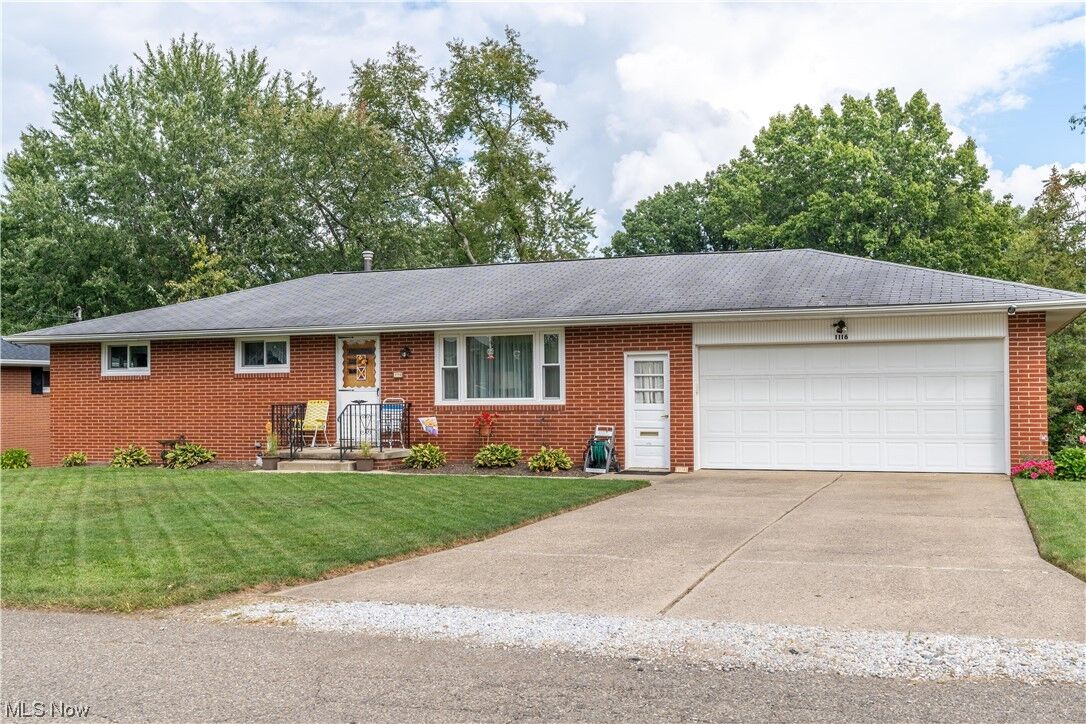 Property Photo:  1116 13th Street SW  OH 44647