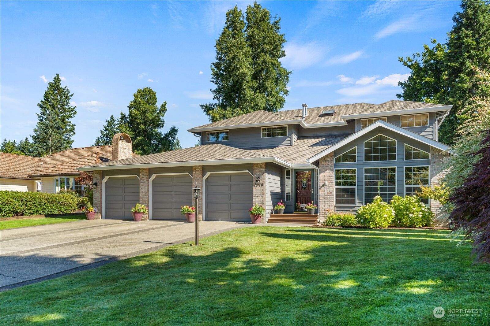 Property Photo:  2540 Walnut Loop NW  WA 98502 