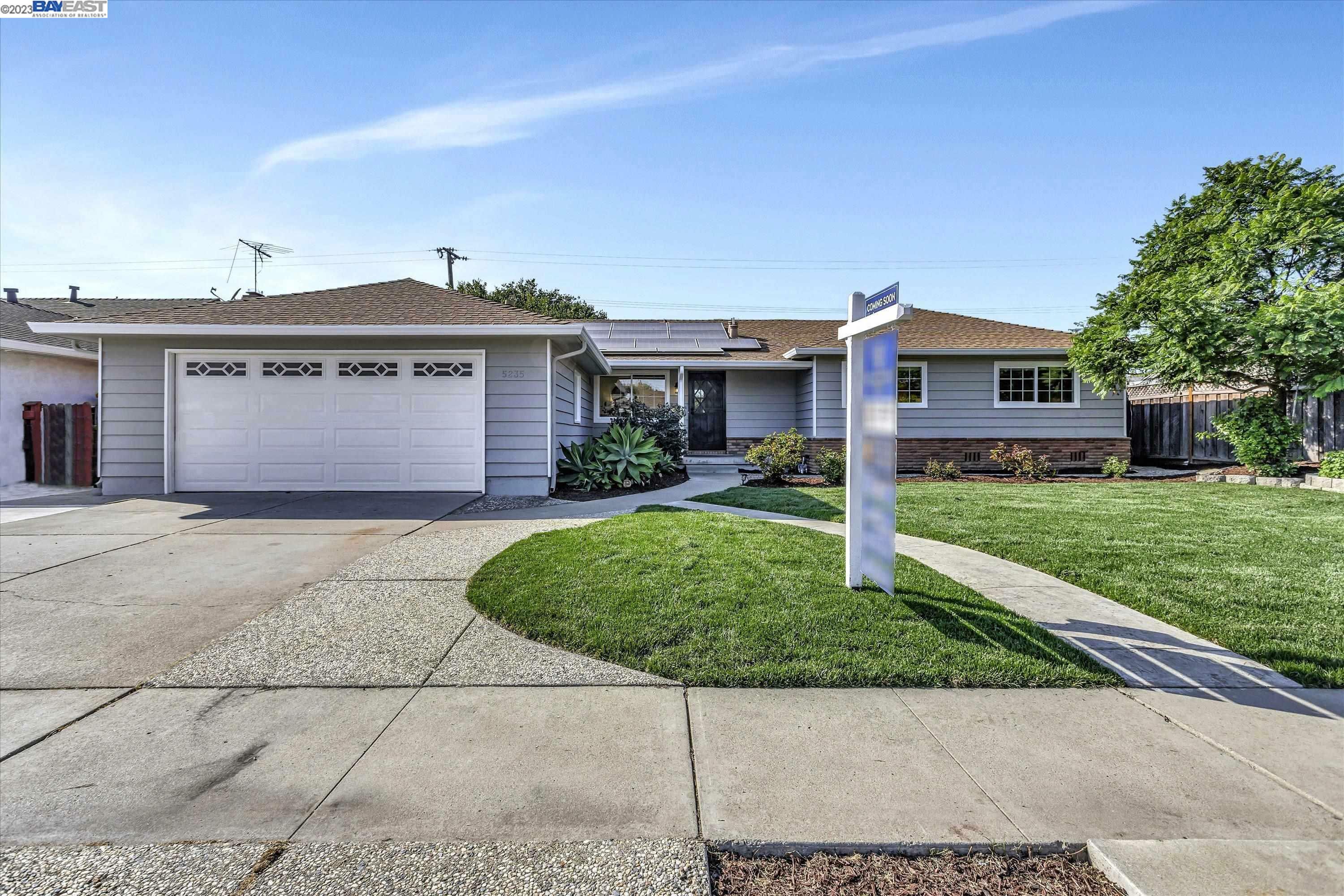 Property Photo: 5235 Earle St CA 94536