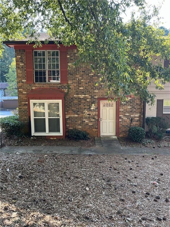 Property Photo:  627 Garden Walk Drive  GA 30083 