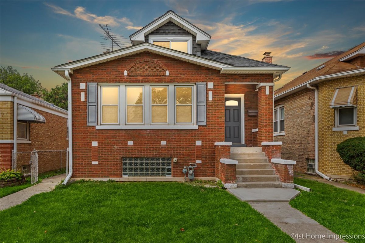 Property Photo: 620 Marshall Avenue IL 60104