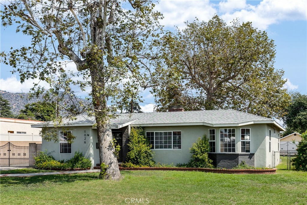 Property Photo:  1026 N Enid Avenue  CA 91702 