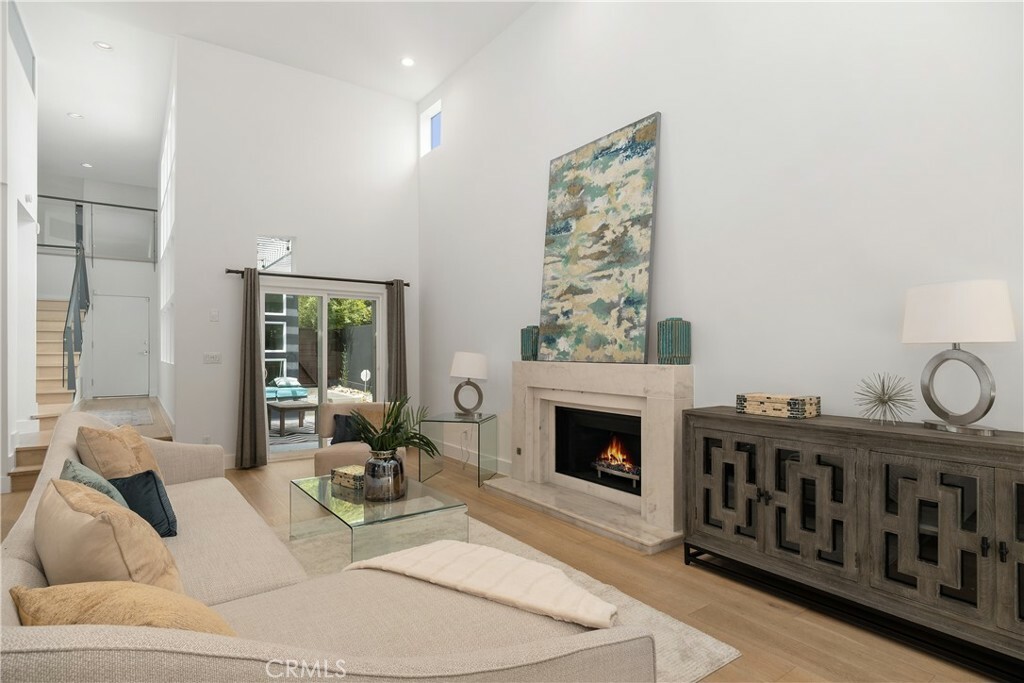 Property Photo: 3308 Pacific Avenue CA 90266