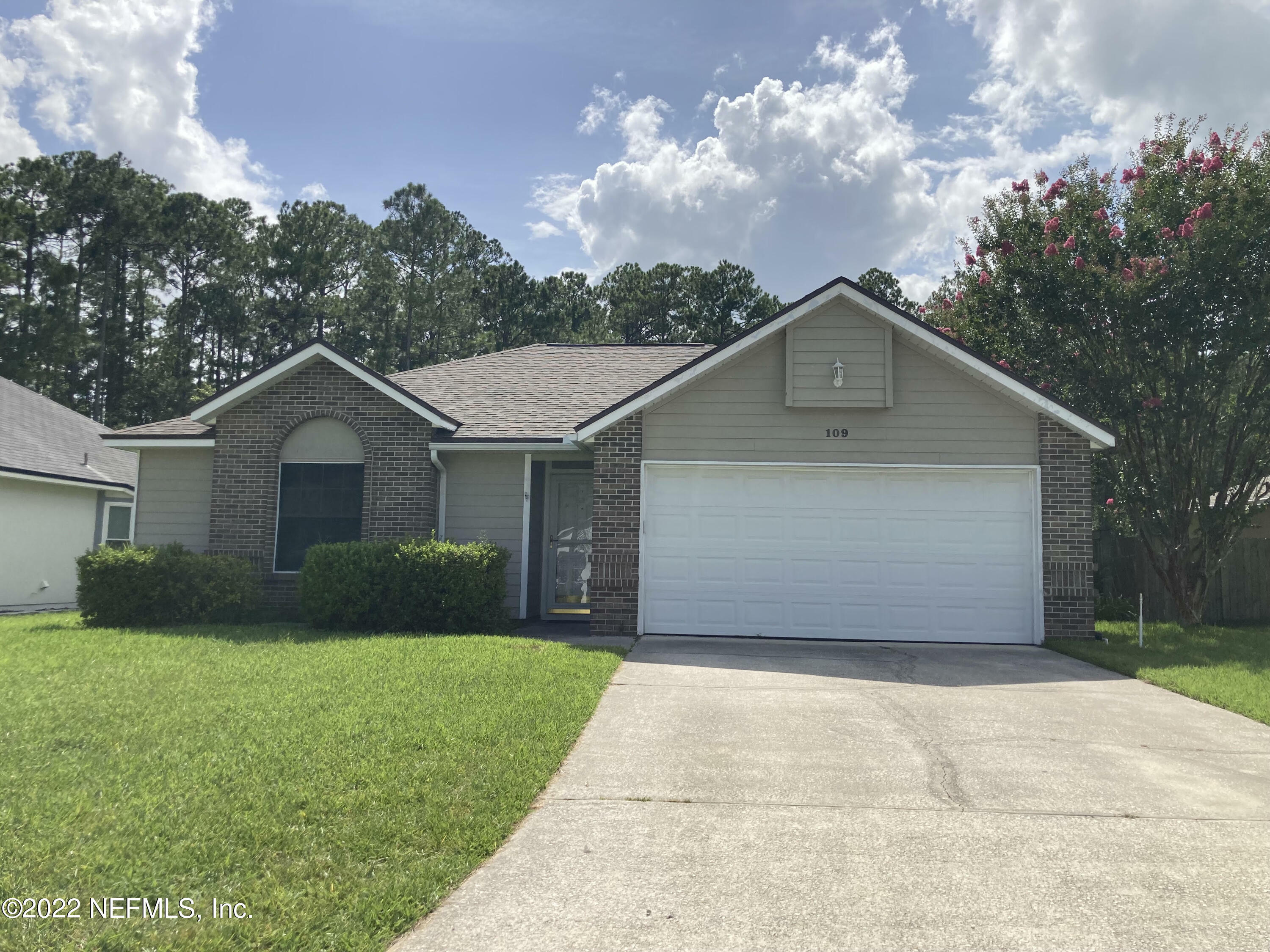 Property Photo:  109 Johns Glen Drive  FL 32259 