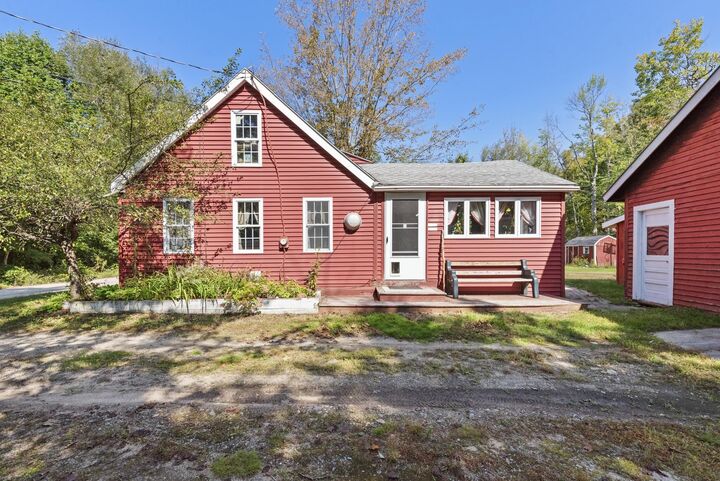 Property Photo:  14 Brackett Road  NH 03894 