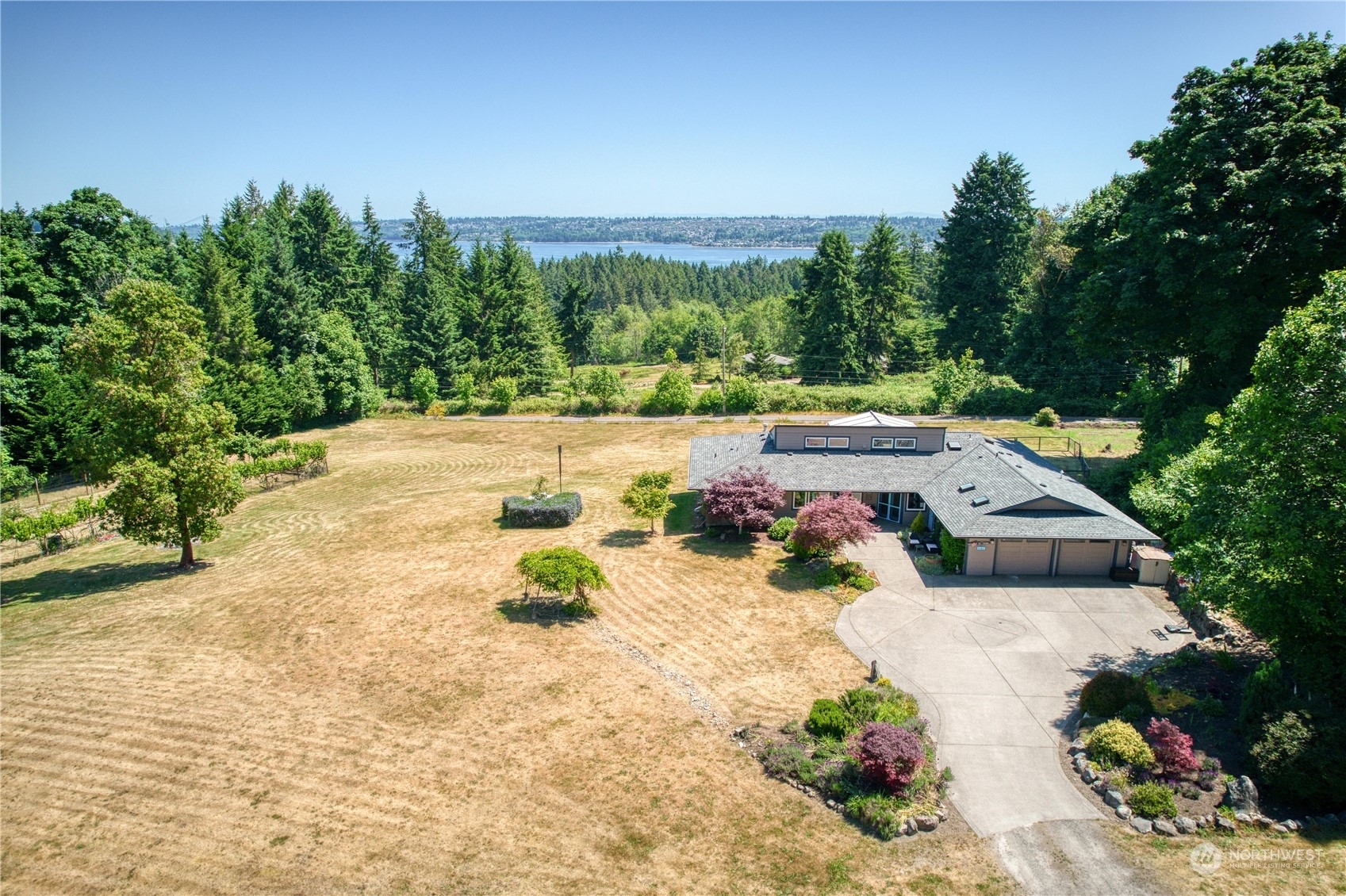 Property Photo:  1167 Island Blvd  WA 98333 