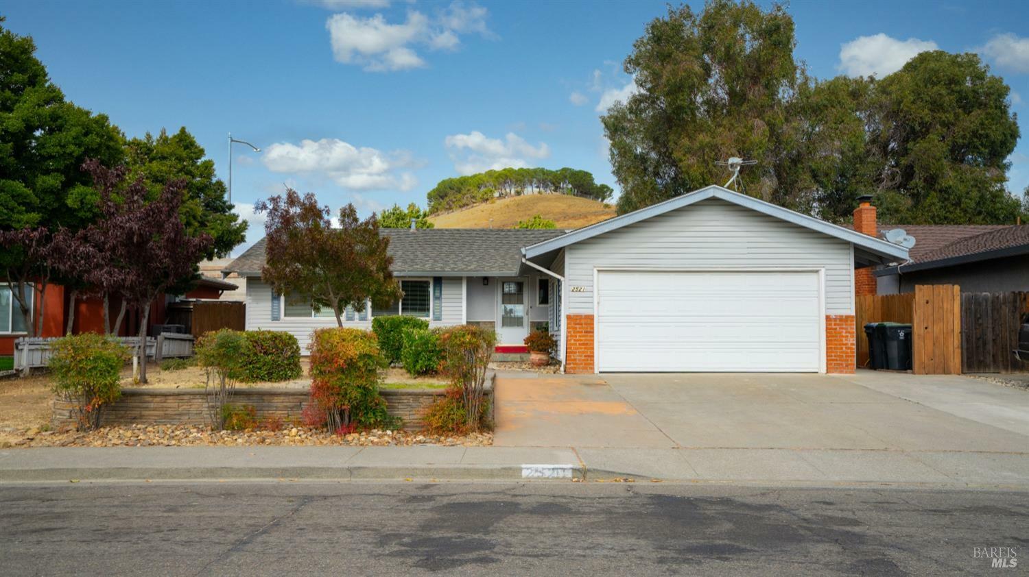 2521 Carnation Drive  Fairfield CA 94533 photo