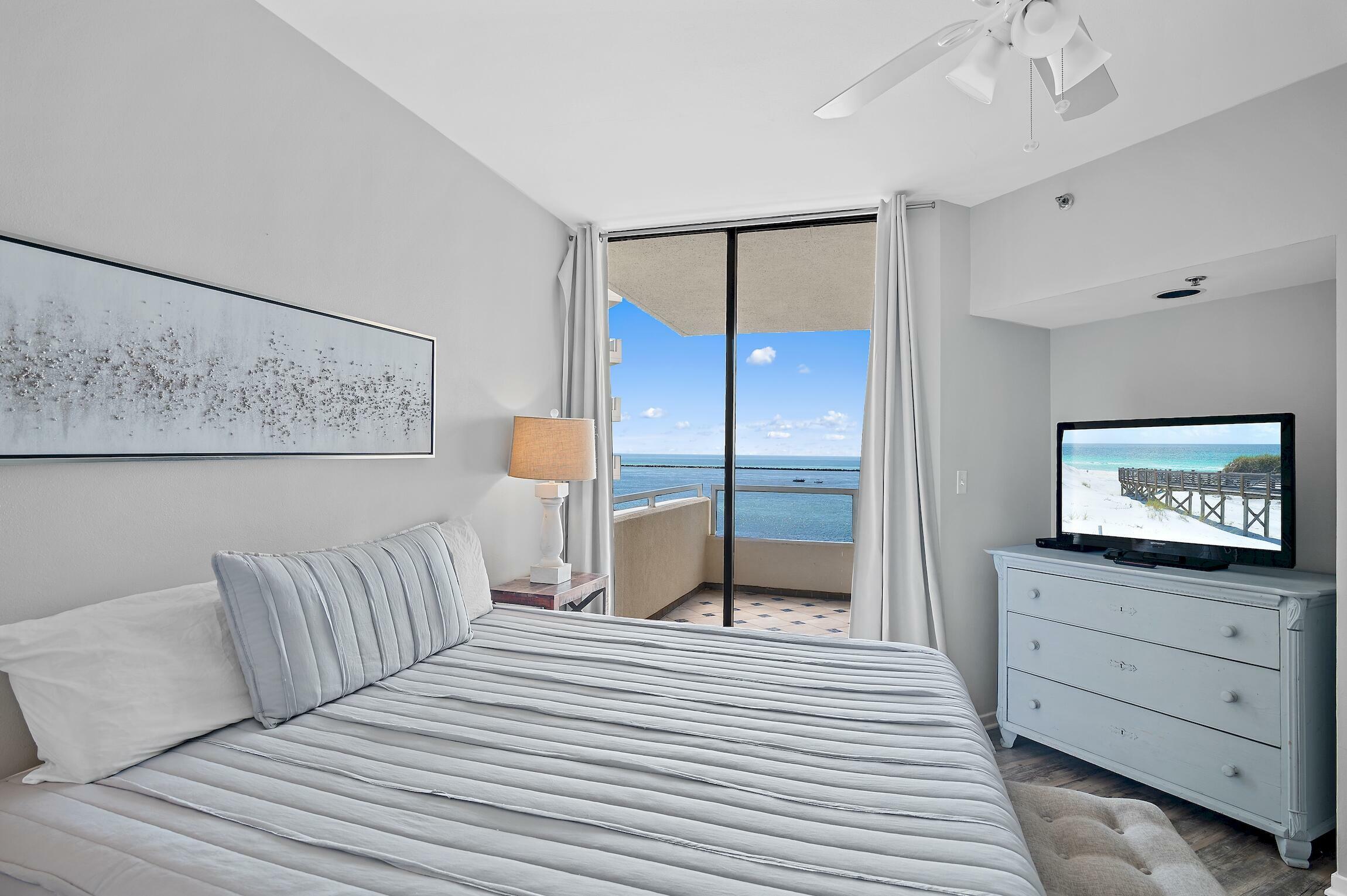 Property Photo:  100 Gulf Shore Drive Unit 502  FL 32541 