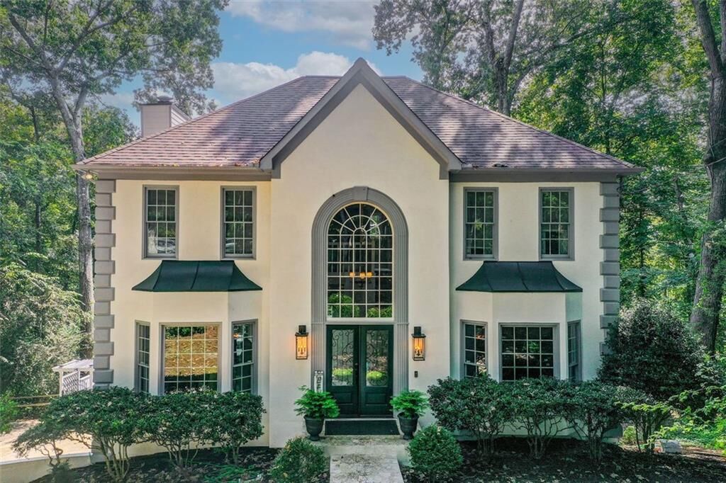 Property Photo:  804 Phoenix Court  GA 30188 