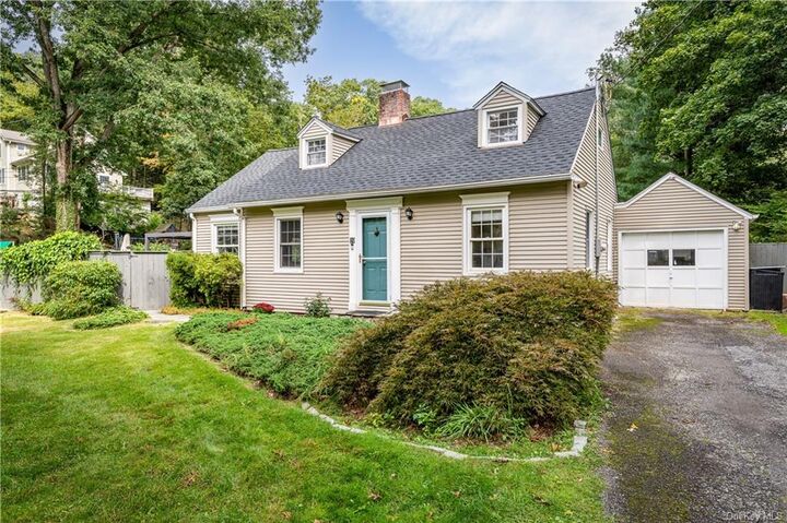 10 Dunster Road  Mount Kisco NY 10549 photo