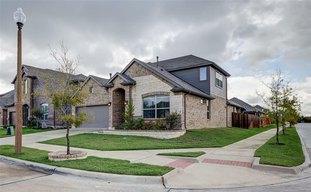 Property Photo:  1701 Spinnaker Drive  TX 76210 