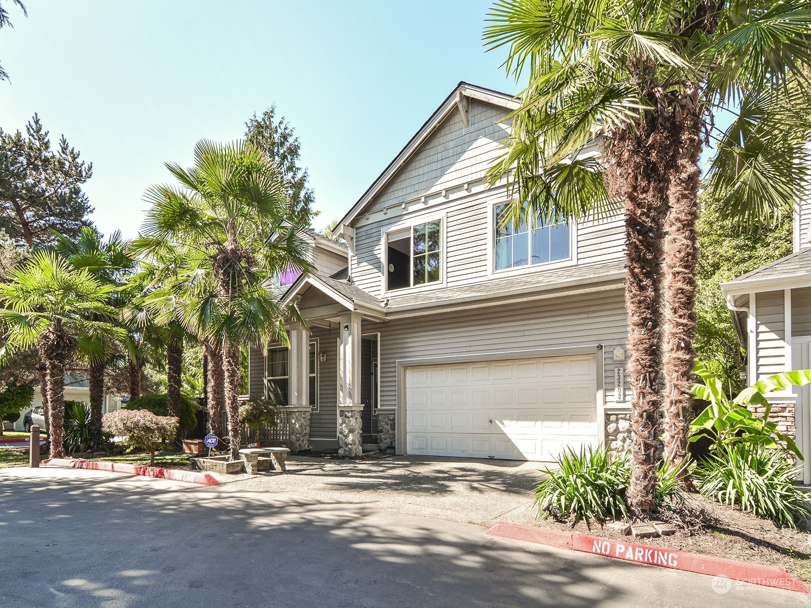 Property Photo: 23203 50th Avenue S WA 98032
