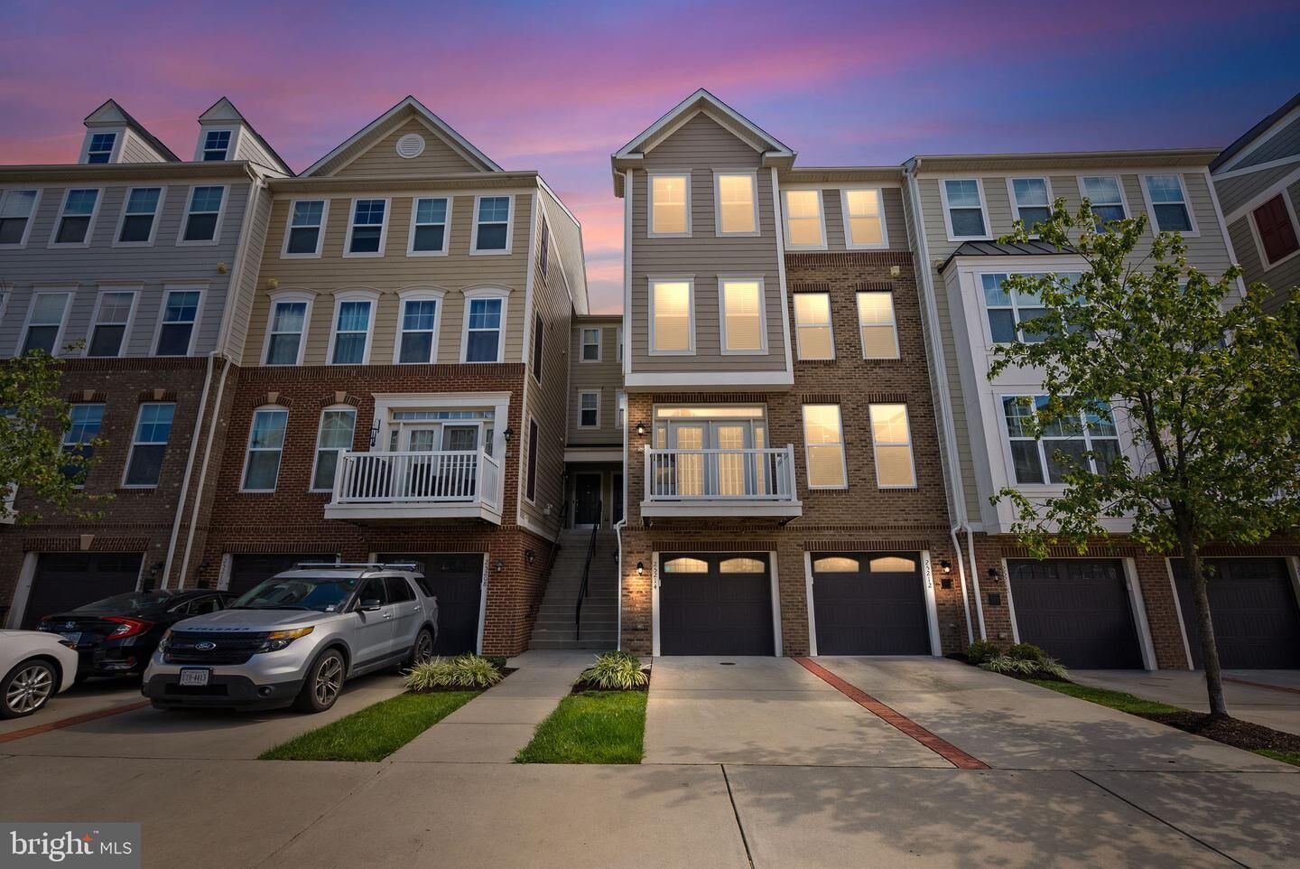 Property Photo:  25214 Briargate Terrace  VA 20152 