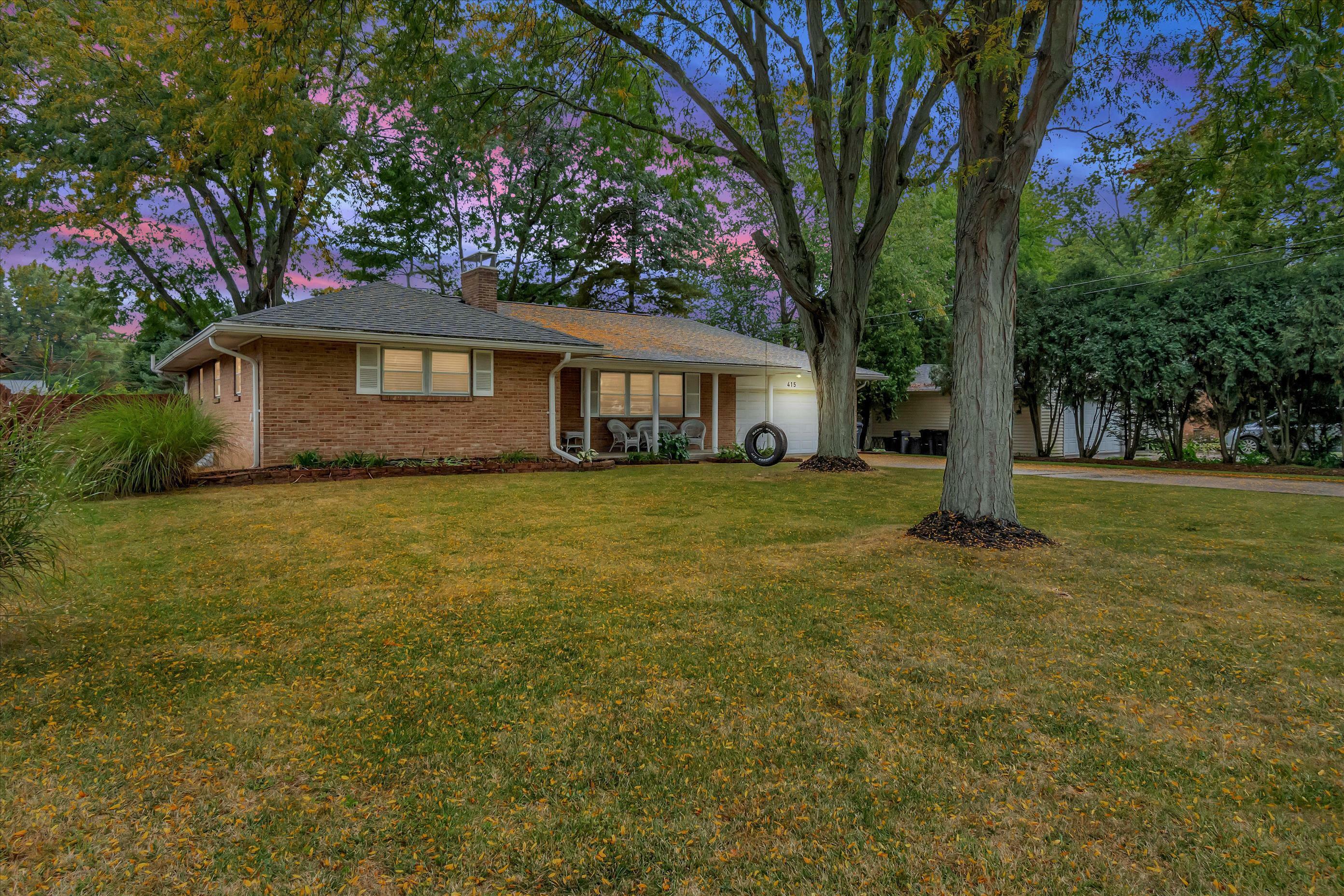Property Photo: 415 James Road OH 43230