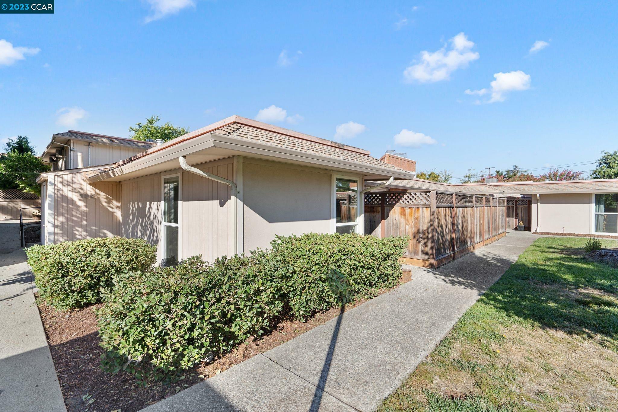 Property Photo:  1671 Alvarado Ave 6  CA 94597 