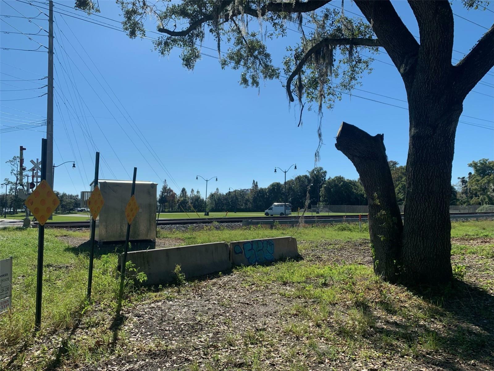 Property Photo:  S Vernon Avenue  FL 34741 