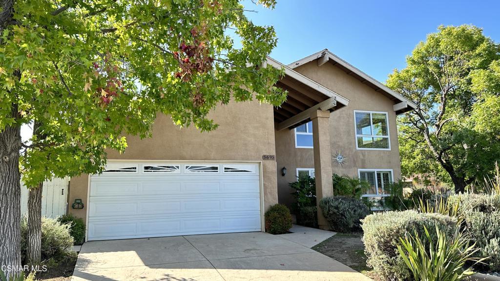 Property Photo: 5695 Medeabrook Place CA 91301