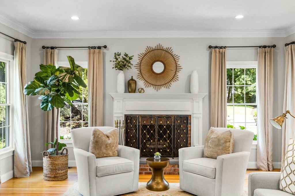 Property Photo: 12 Hill Top Rd MA 02043