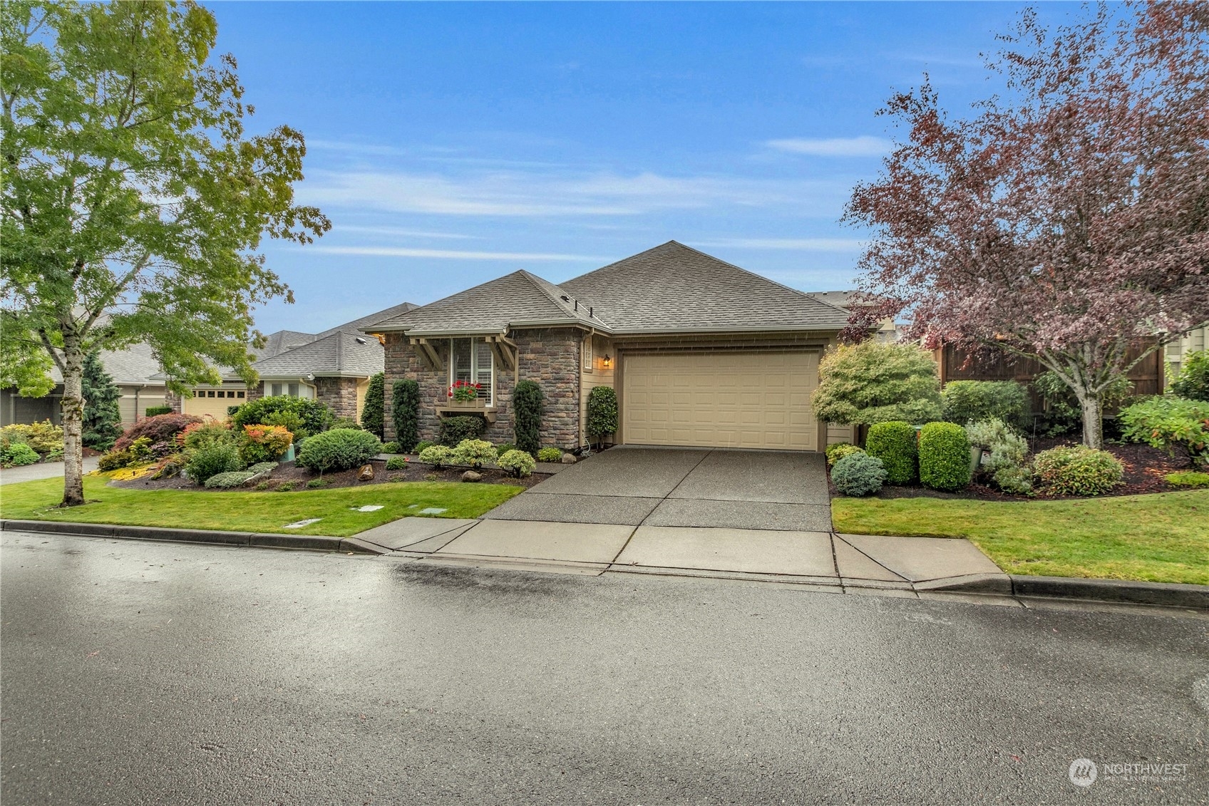 Property Photo: 13449 Mahonia Place NE WA 98053