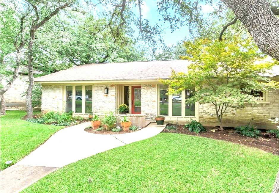 Property Photo:  9403 Spring Hollow Drive  TX 78750 