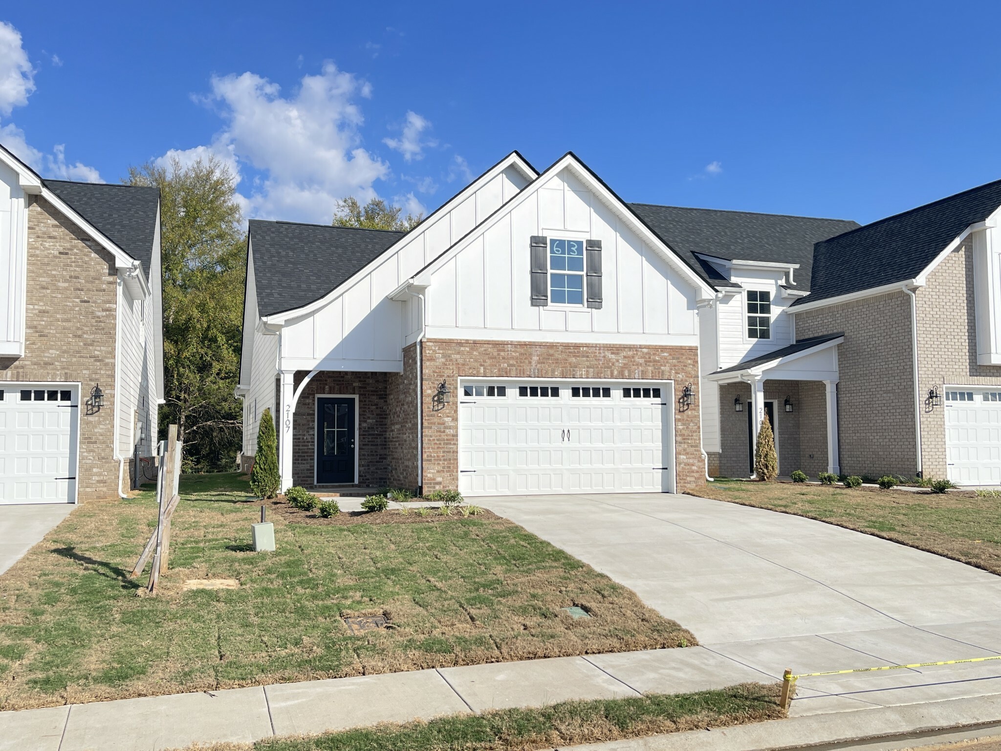 Property Photo:  2107 Barringer Ln  TN 37128 