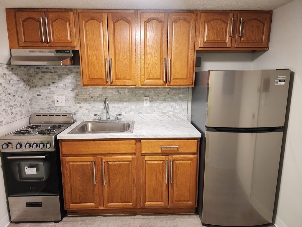 Property Photo: 585 Revere Beach Parkway 403 MA 02151