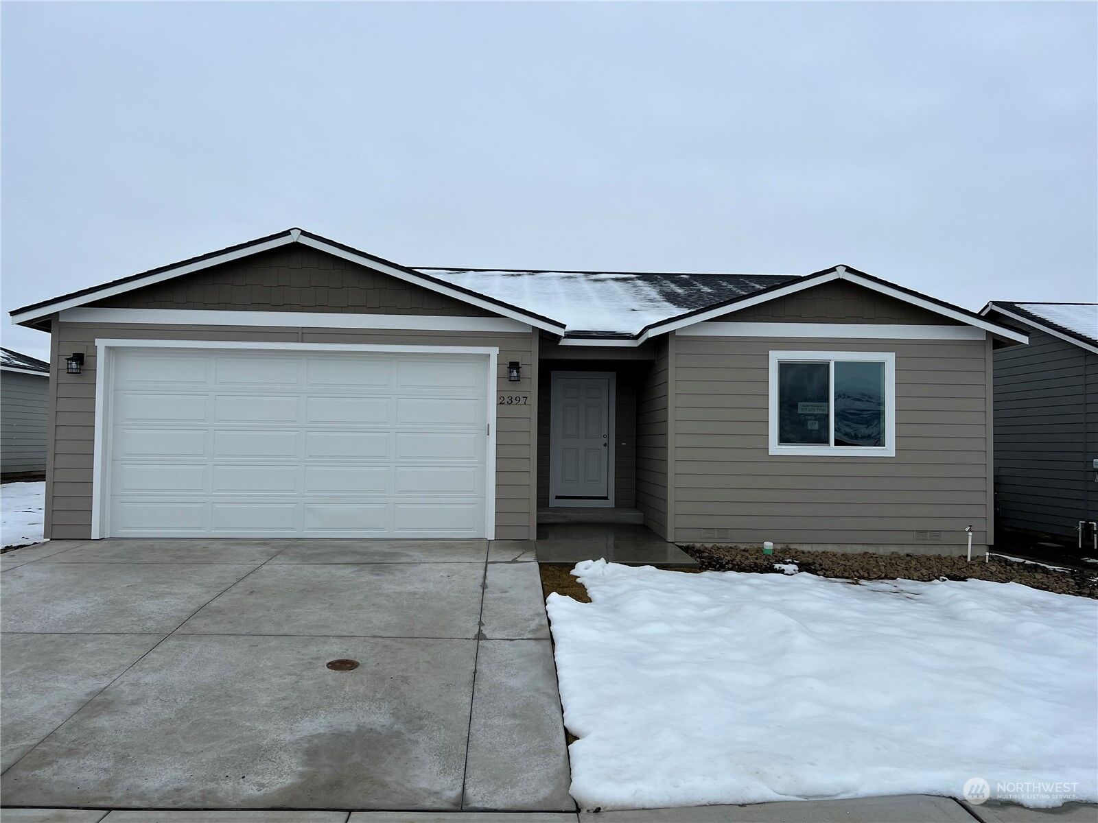 Home for sale in East Wenatchee: 2397 SE 3rd Street, East Wenatchee, WA ...