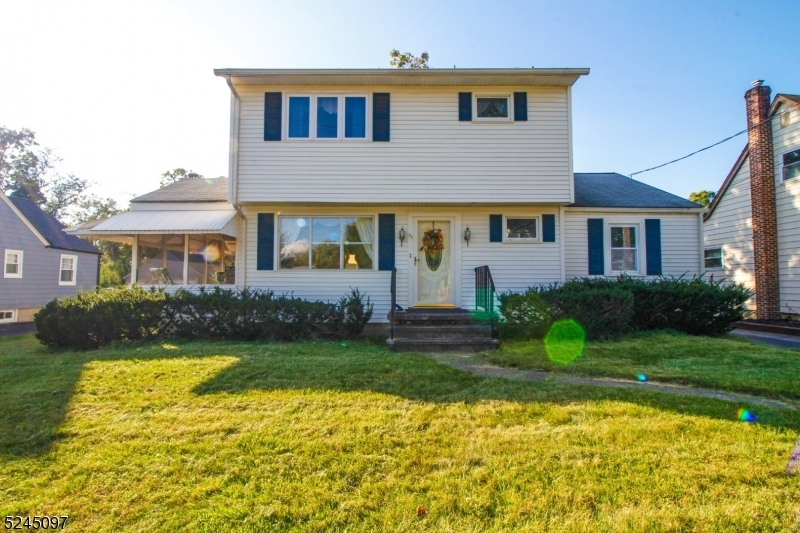 Property Photo:  39 Ferro Monte Ave  NJ 07847 