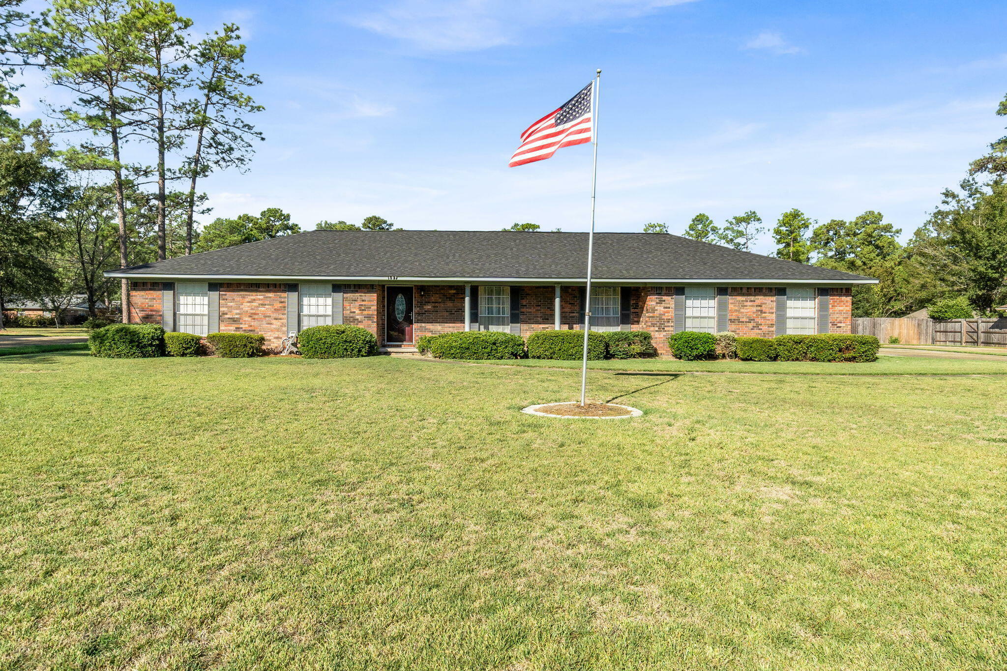 Property Photo:  507 Cox Ave.  MS 39402 