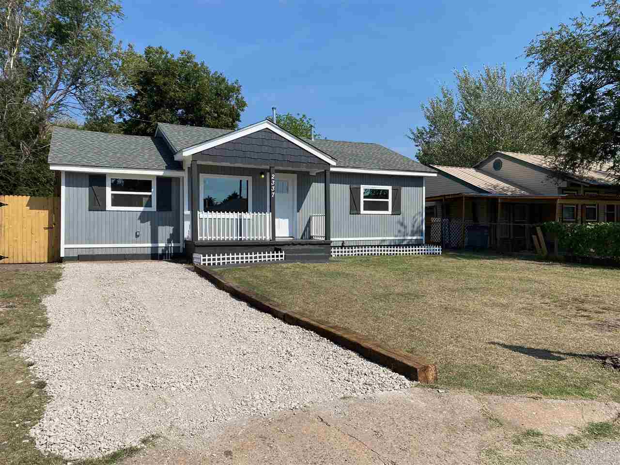 Property Photo:  2337 SW Evans Ave  OK 73501 