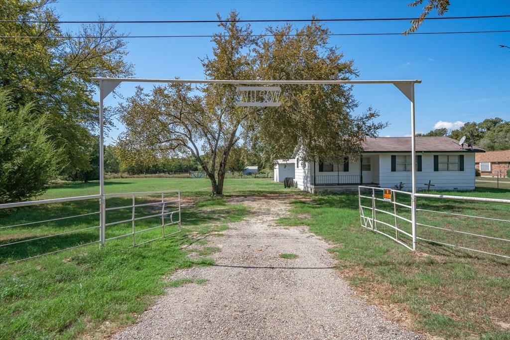 Property Photo:  12374 County Road 316  TX 75161 