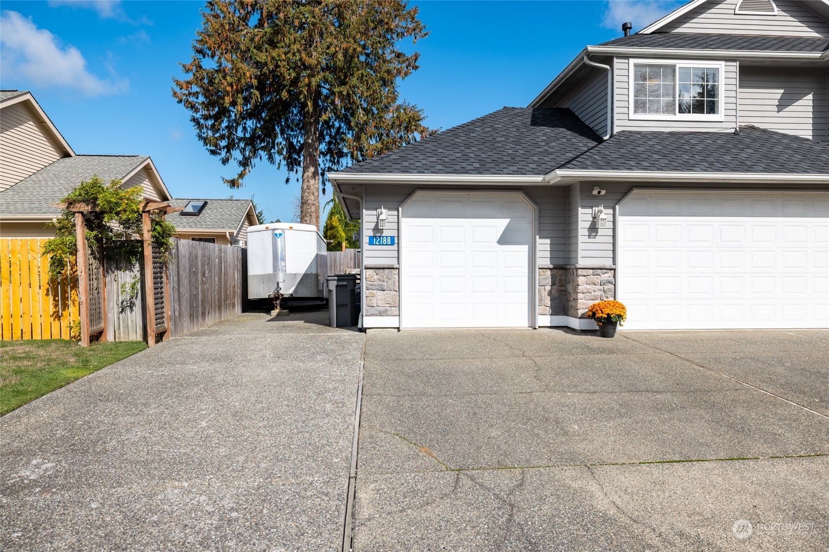 Property Photo:  12188 Bayhill Drive  WA 98233 