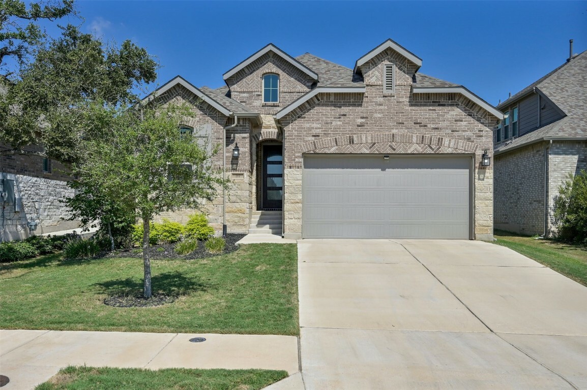Property Photo:  217 Arrowhead Mound Road  TX 78628 