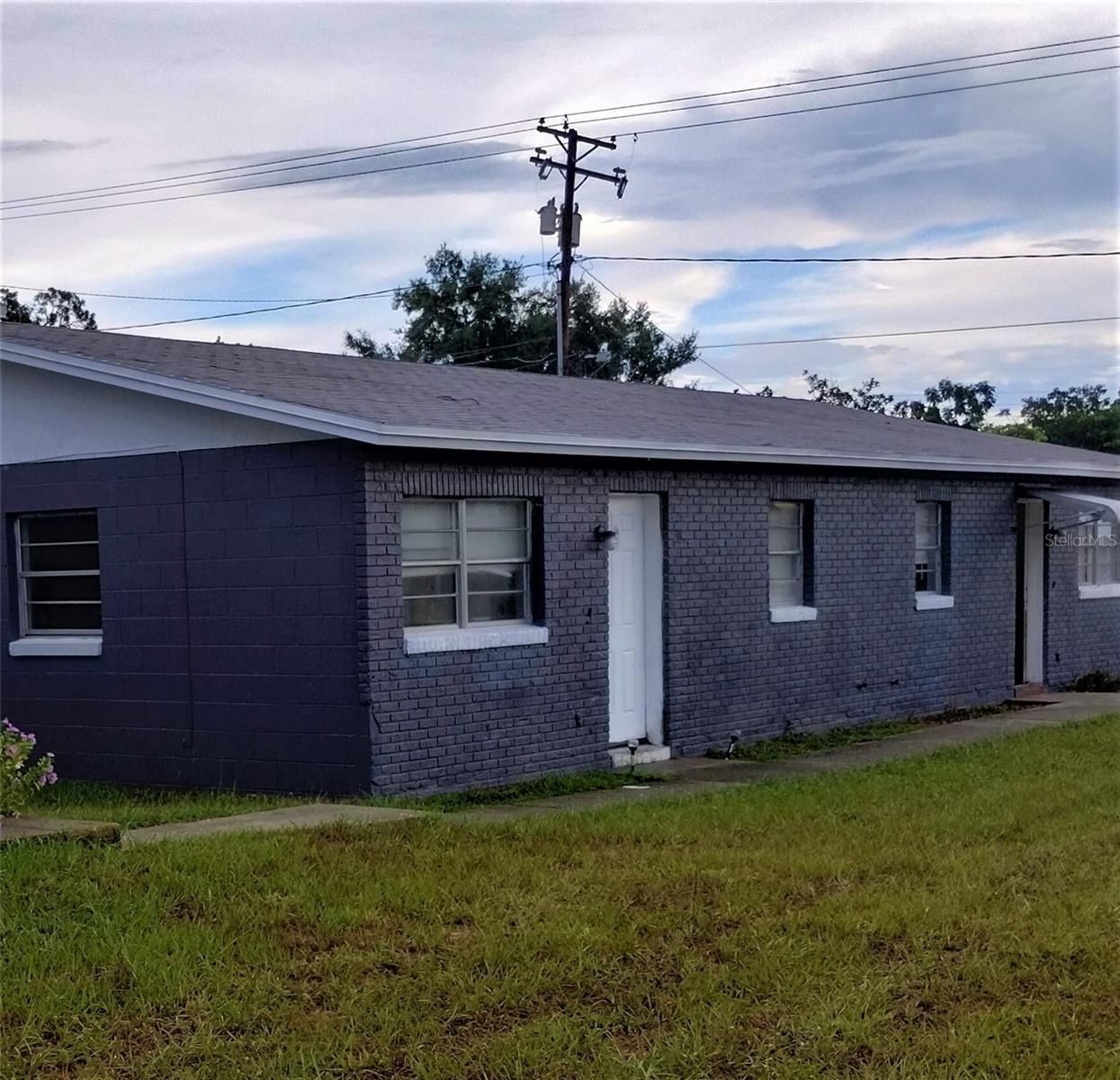 Property Photo: 335 W Pierce Street 2 FL 33850