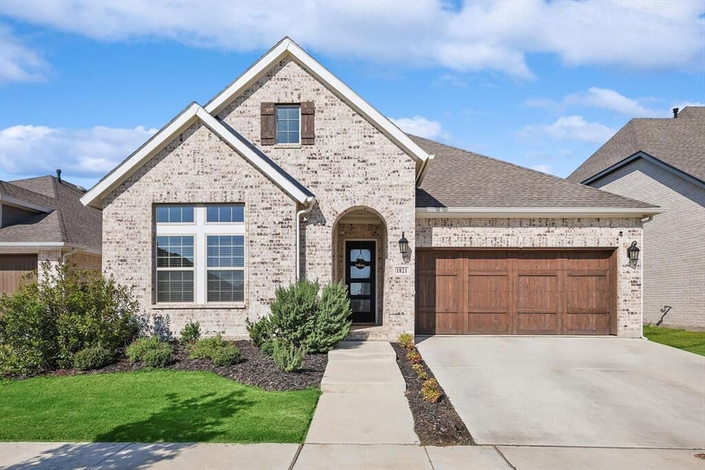 Property Photo:  1821 Stonewall Road  TX 76226 