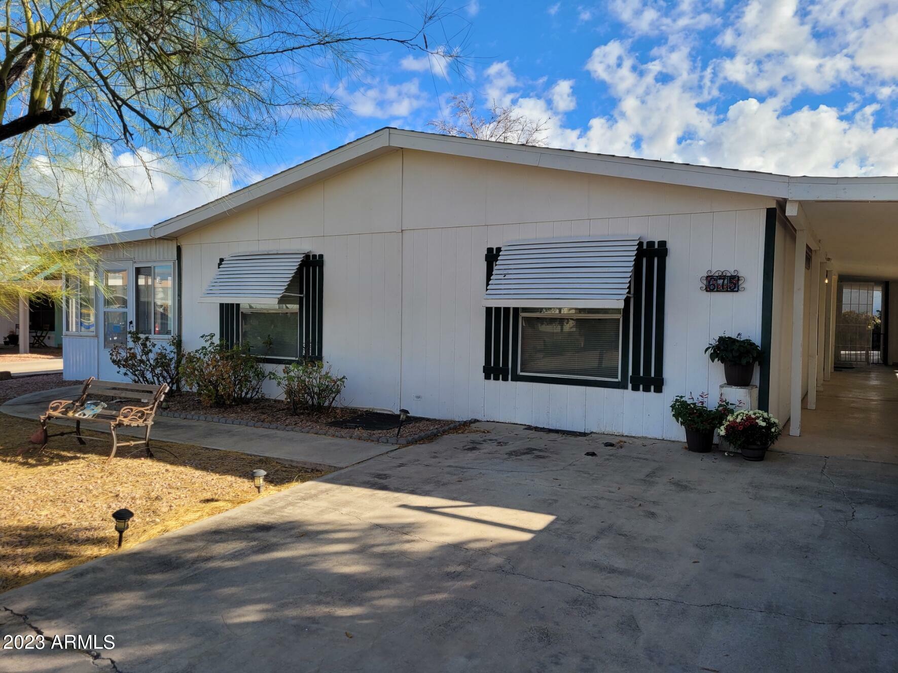 Property Photo:  675 W Smoketree Street  AZ 85390 