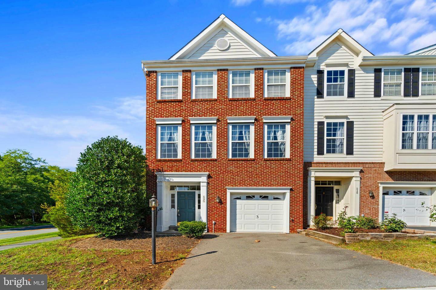 Property Photo: 520 Doyle Terrace NE VA 20176