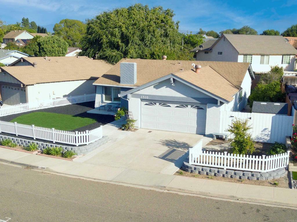 Property Photo: 1310 Calle Santiago CA 91910