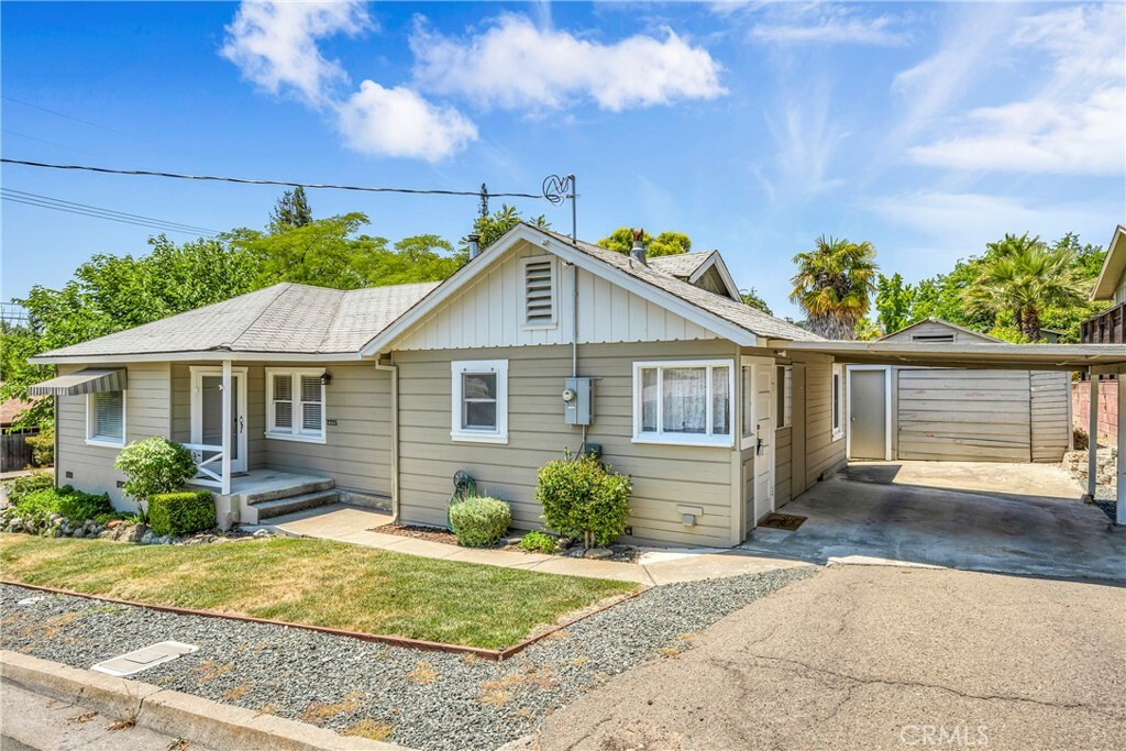 Property Photo:  2225 Giselman Street  CA 95453 