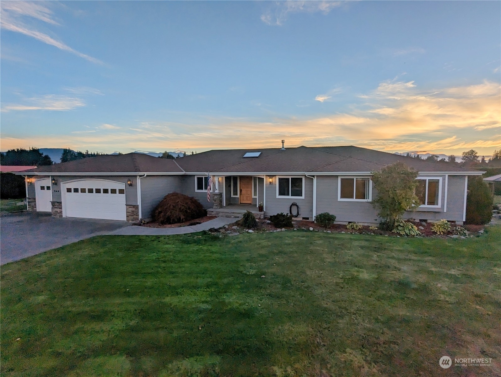 Property Photo:  269 Livengood Lane  WA 98382 