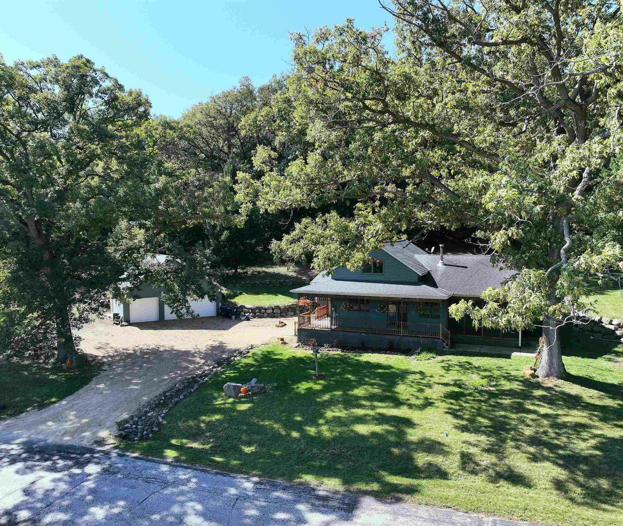 Property Photo:  3669 North Fair Oak Road  WI 53531 