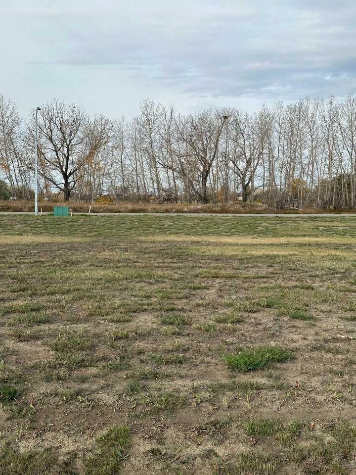 Property Photo: 3109 13 Street AB T1M 0E7