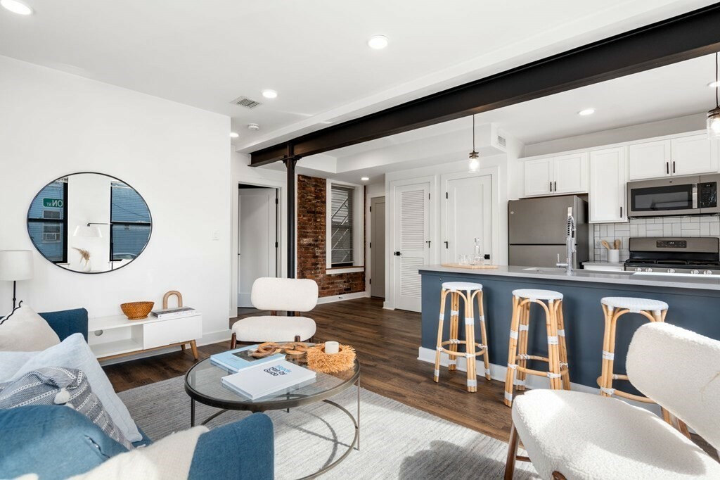 Property Photo: 273 Border Street 1A MA 02128