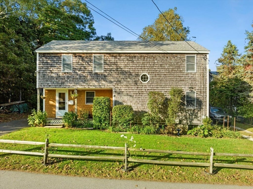 Property Photo:  10 Mayflower Ave  MA 02571 